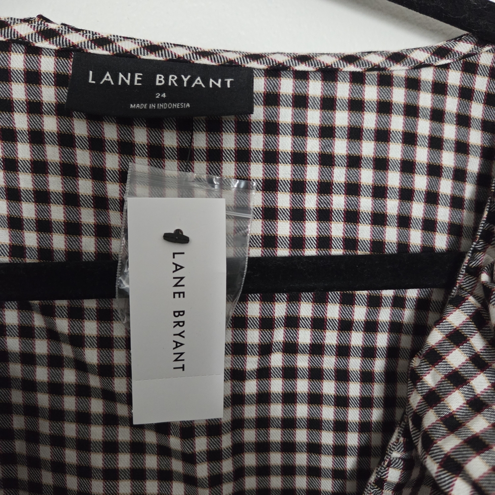 Lane Bryant Size 24 NWT Black Red And White Gingham Plaid Ruffled Button Up - Picture 3 of 9